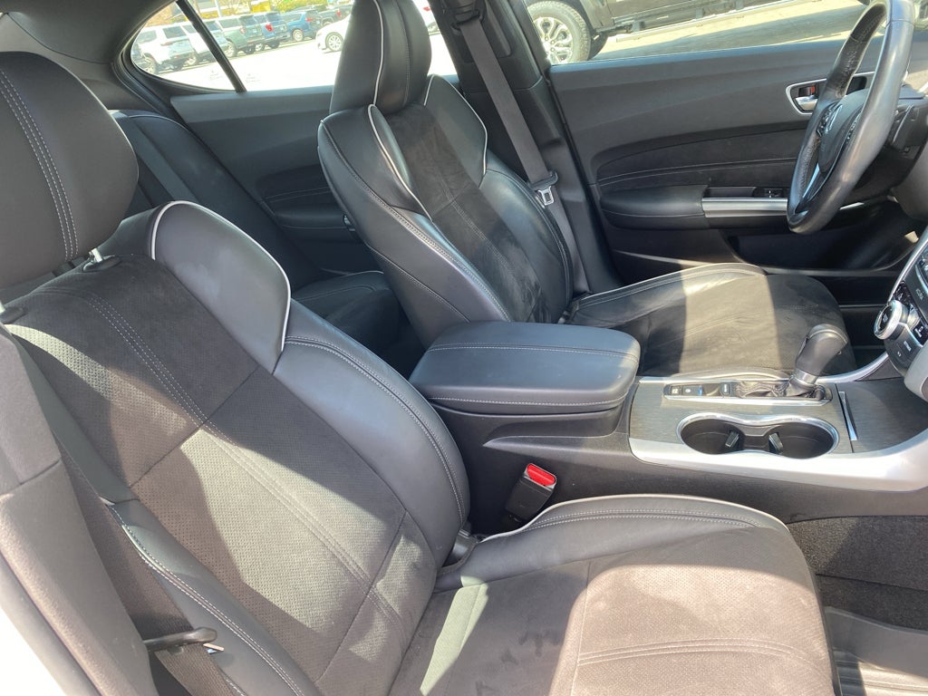 2019 Acura TLX w/A-Spec Pkg