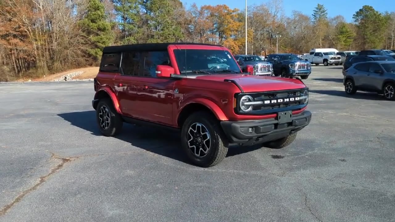 2023 Ford Bronco Base