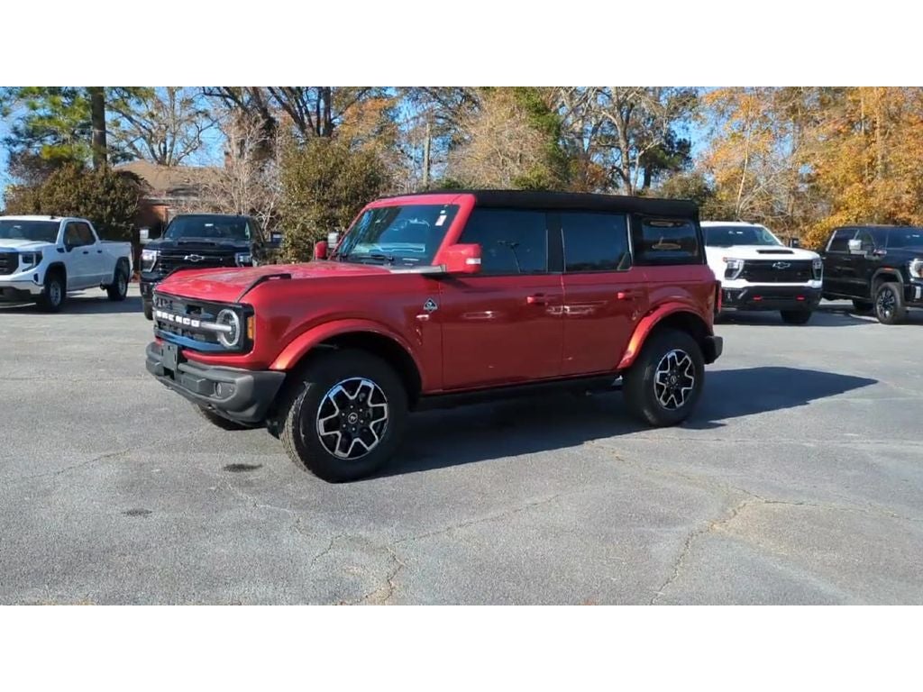 2023 Ford Bronco Base