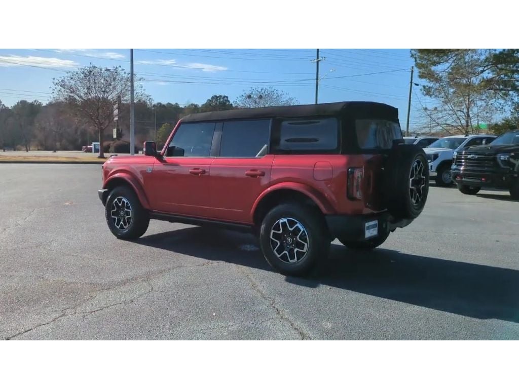 2023 Ford Bronco Base