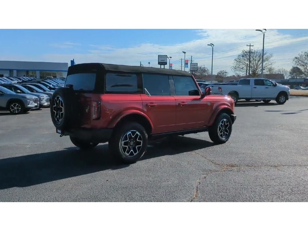 2023 Ford Bronco Base