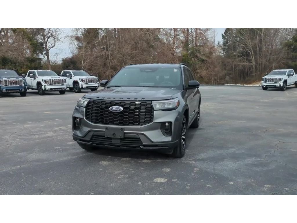 2025 Ford Explorer ST-Line