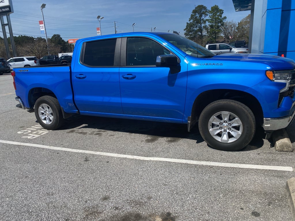 2025 Chevrolet Silverado 1500 LT