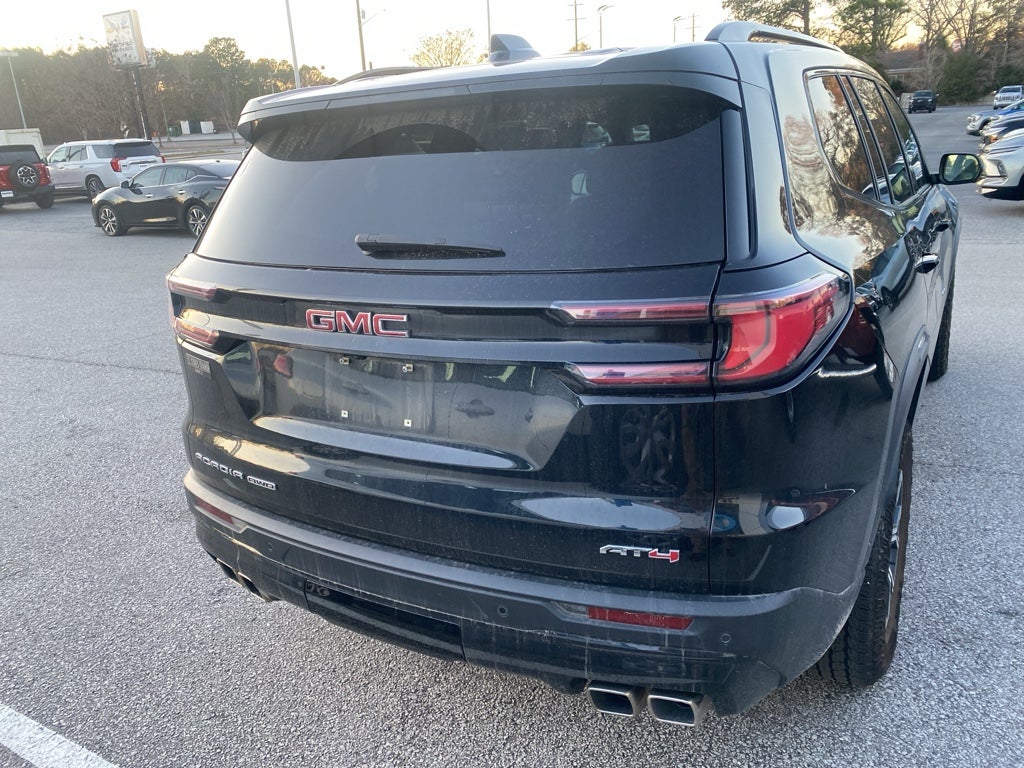 2024 GMC Acadia AT4