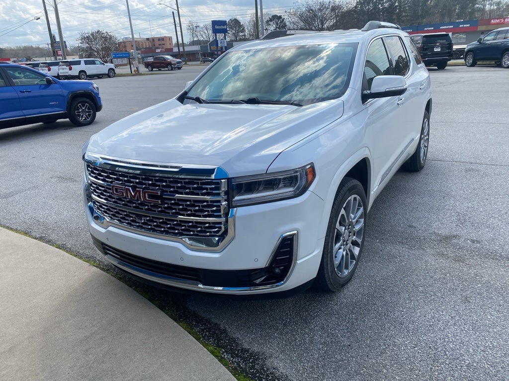2023 GMC Acadia Denali