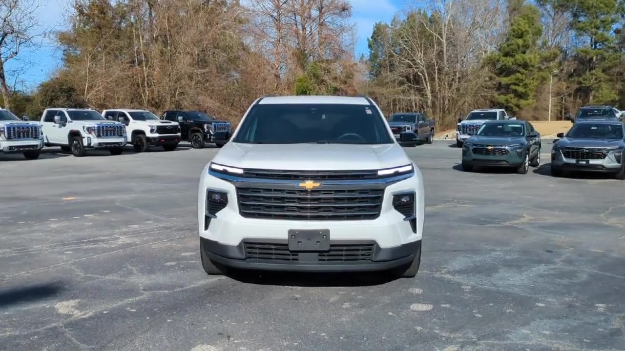 2025 Chevrolet Traverse LT