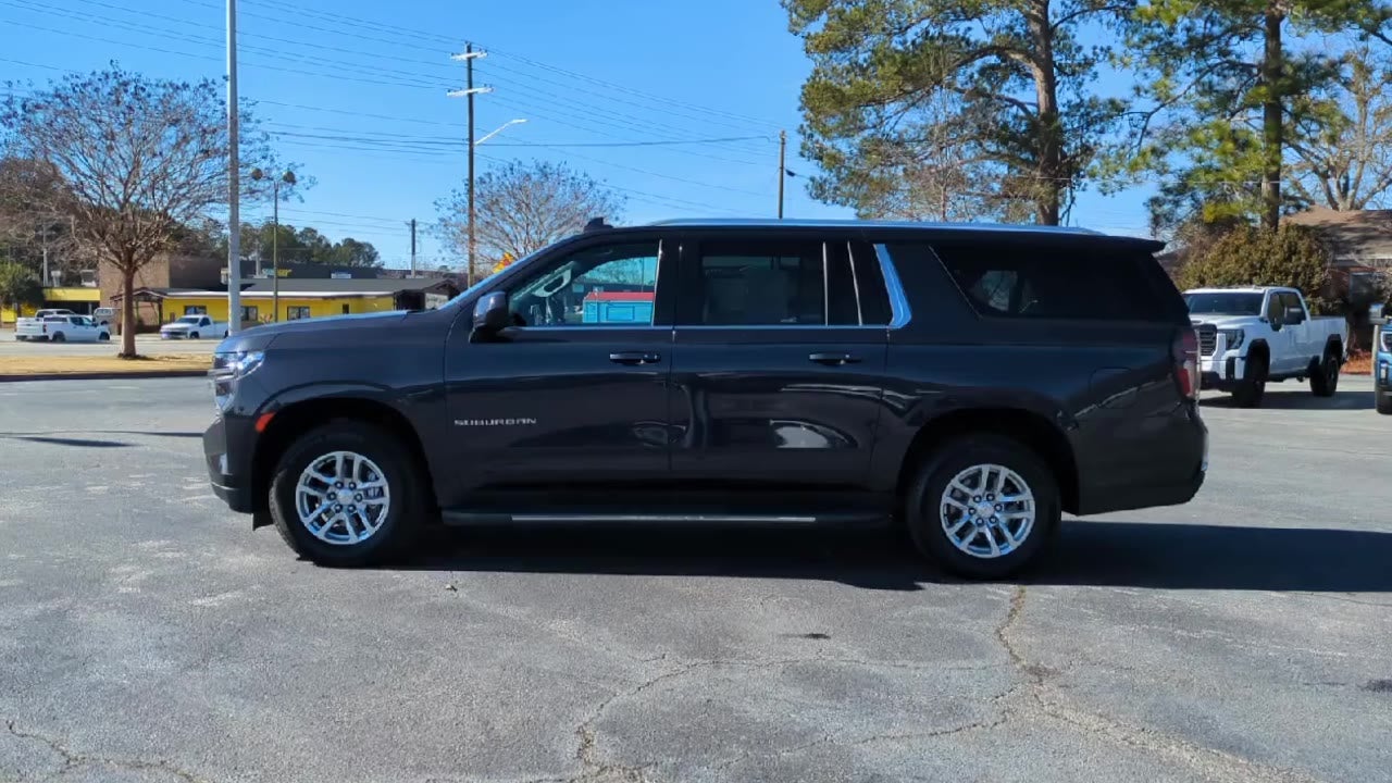 2024 Chevrolet Suburban LT