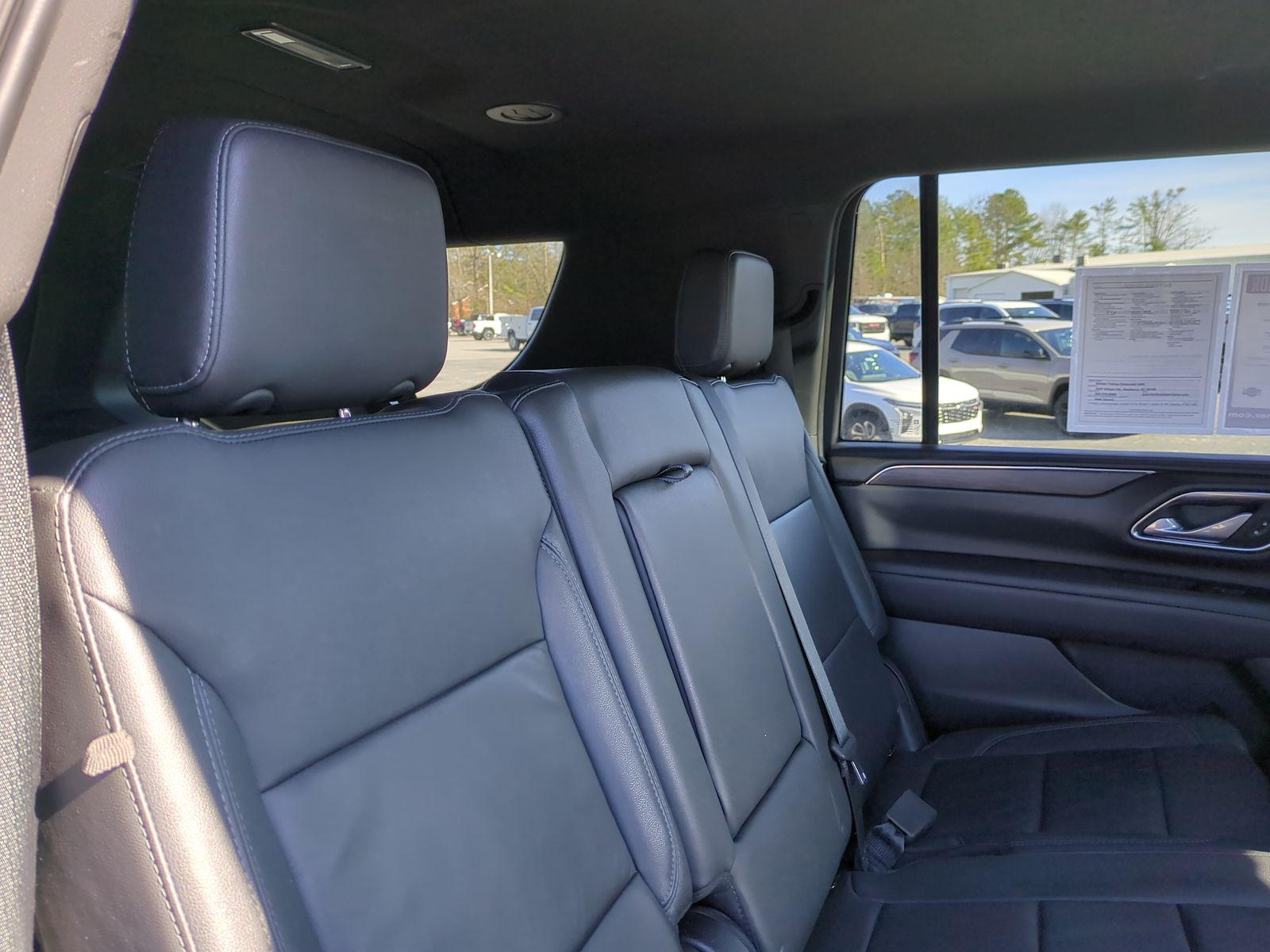 2024 Chevrolet Suburban LT