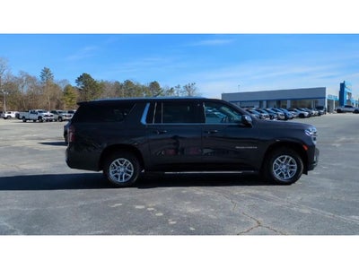 2024 Chevrolet Suburban LT