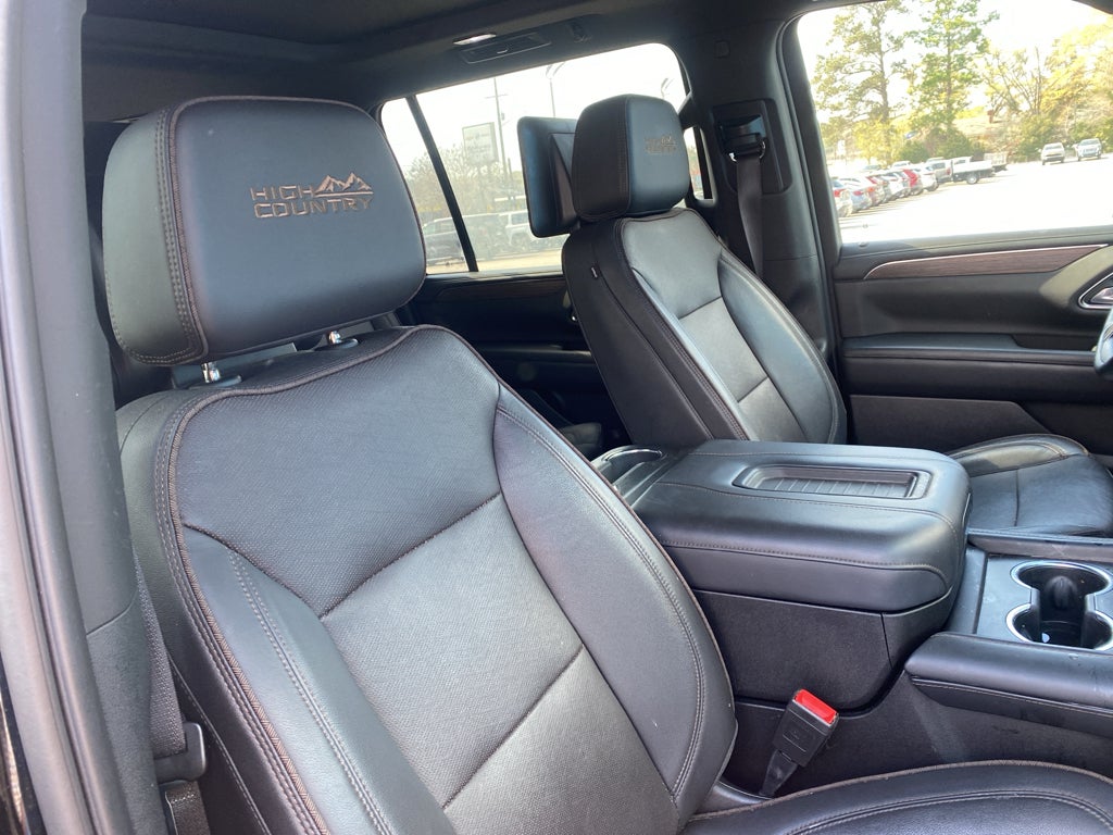 2023 Chevrolet Suburban High Country