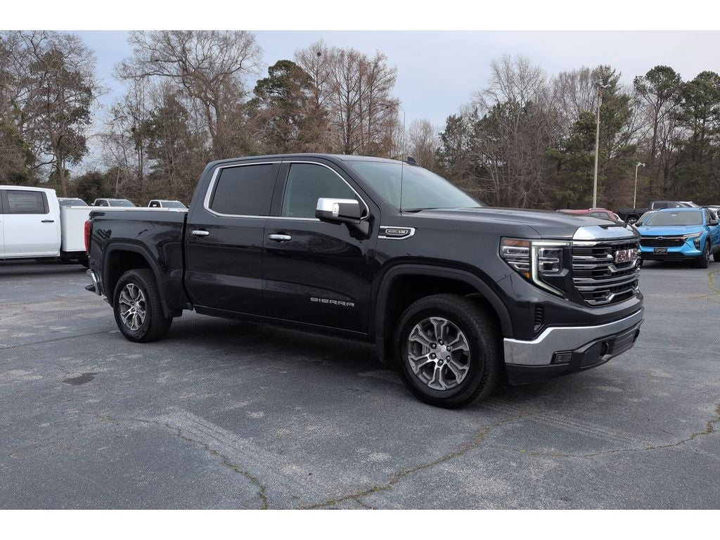 2025 GMC Sierra 1500 SLT