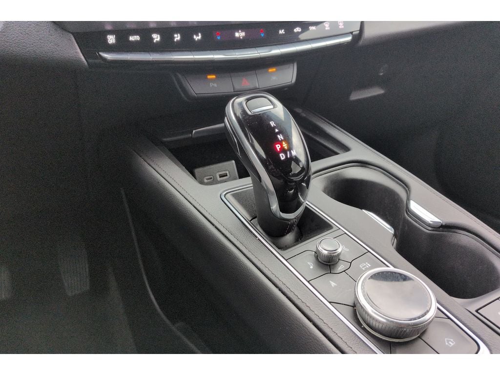 2025 Cadillac XT4 Premium Luxury