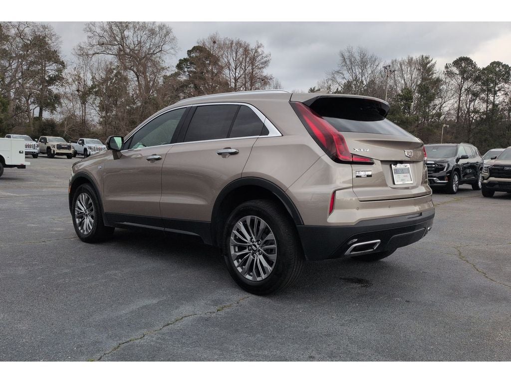 2025 Cadillac XT4 Premium Luxury
