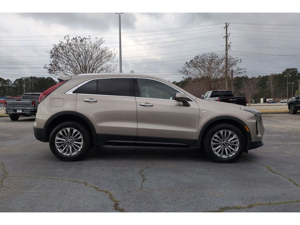 2025 Cadillac XT4 Premium Luxury