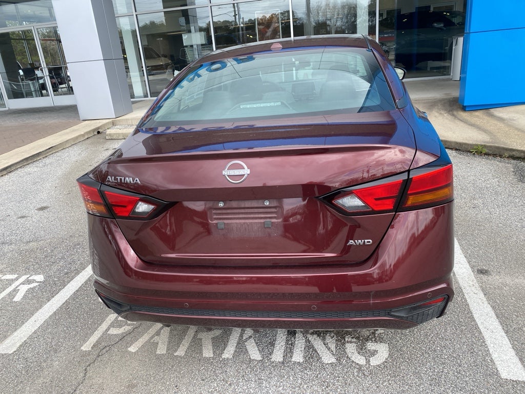 2025 Nissan Altima SV