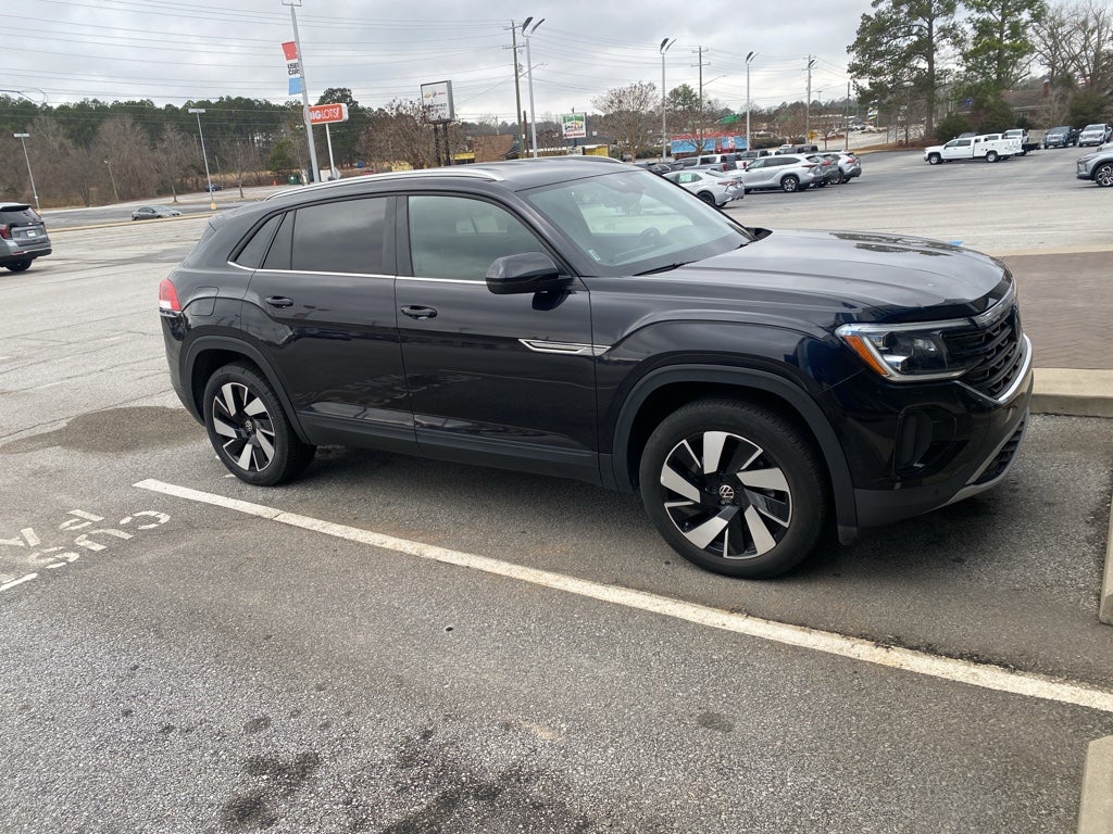 2024 Volkswagen Atlas Cross Sport 2.0T SE w/Technology