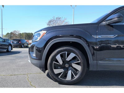 2024 Volkswagen Atlas Cross Sport 2.0T SE w/Technology
