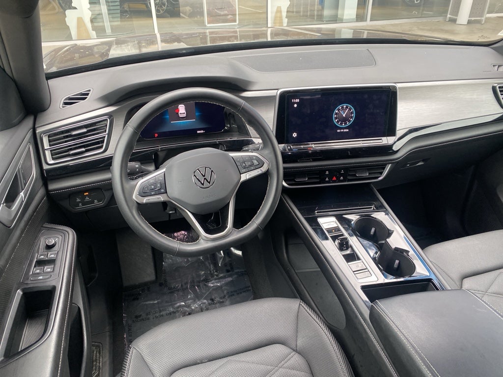 2024 Volkswagen Atlas Cross Sport 2.0T SE w/Technology