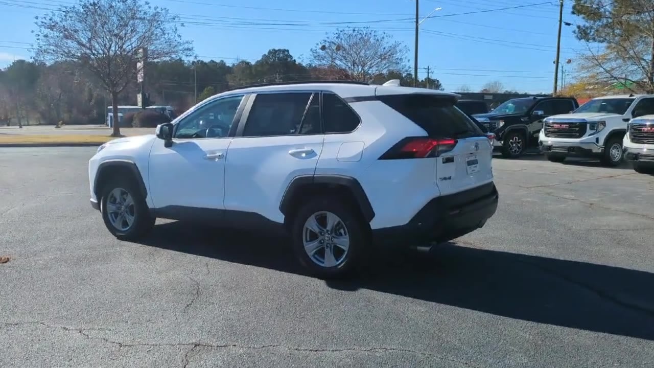 2024 Toyota RAV4 XLE