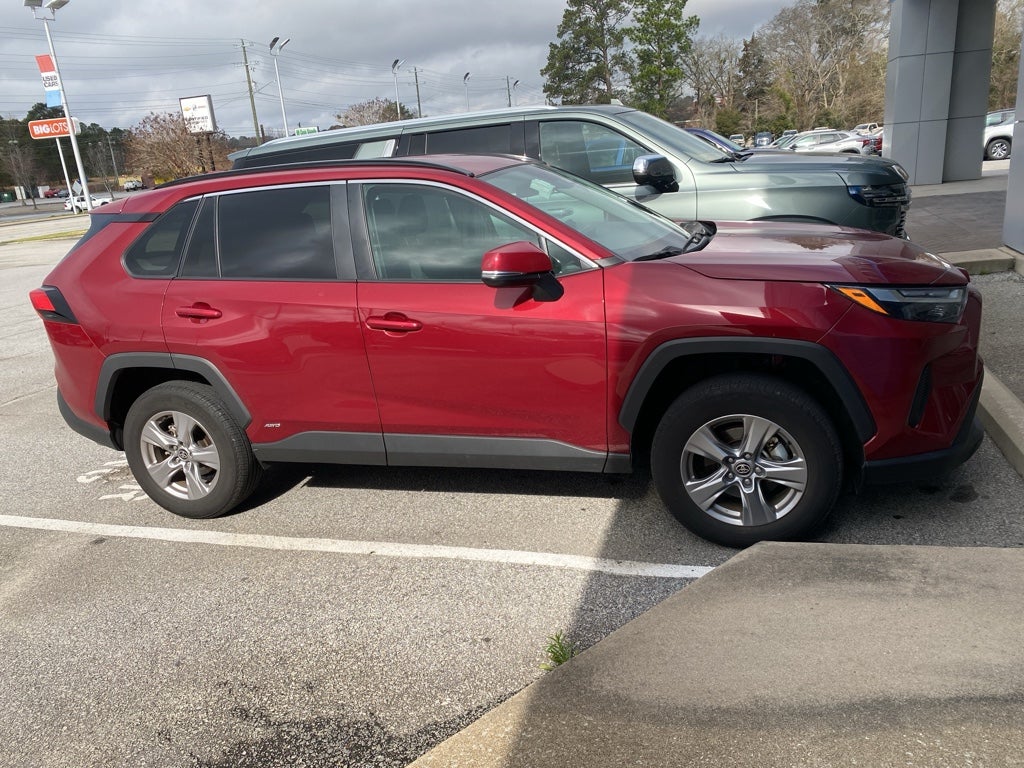 2025 Toyota RAV4 Hybrid XLE