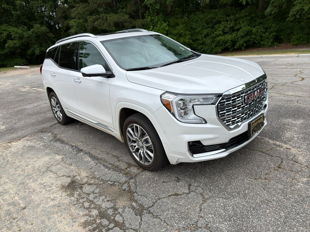 2023 GMC Terrain Denali