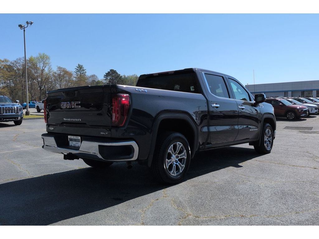 2025 GMC Sierra 1500 SLT