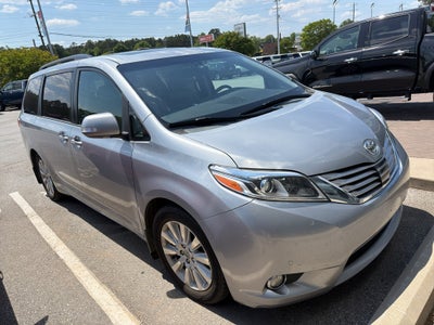 2015 Toyota Sienna XLE