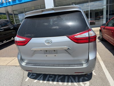 2015 Toyota Sienna XLE