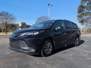 2024 Toyota Sienna XLE