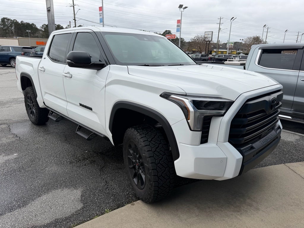 2024 Toyota Tundra 4WD SR5
