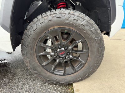 2024 Toyota Tundra 4WD SR5