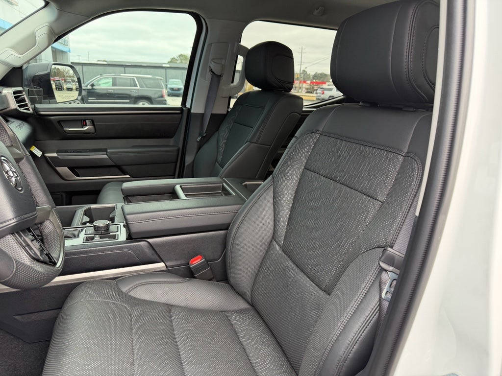 2024 Toyota Tundra 4WD SR5