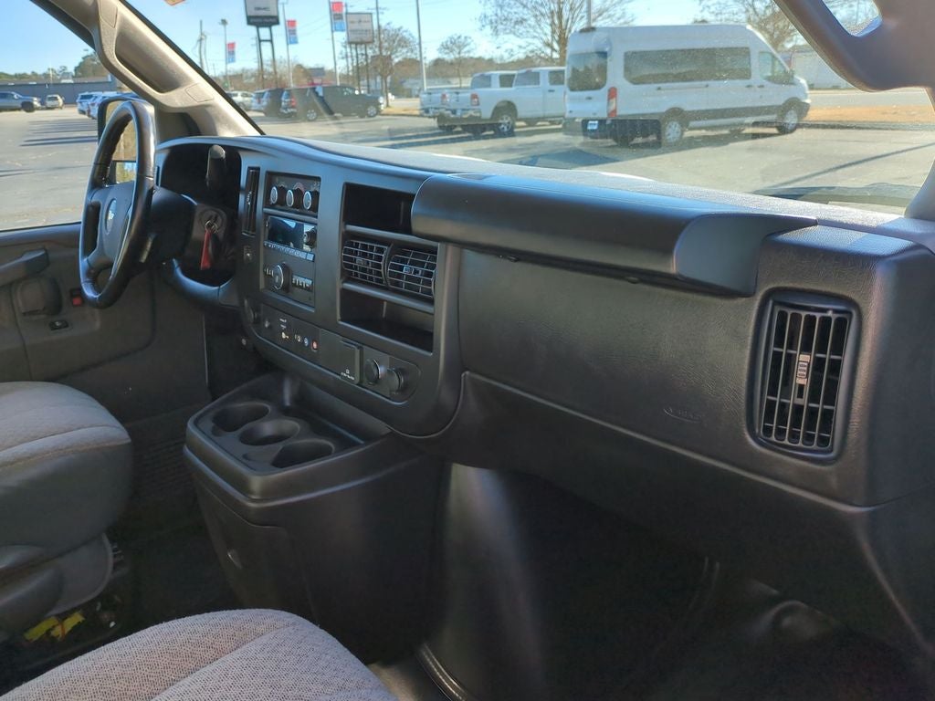 2023 Chevrolet Express Cargo 2500 WT