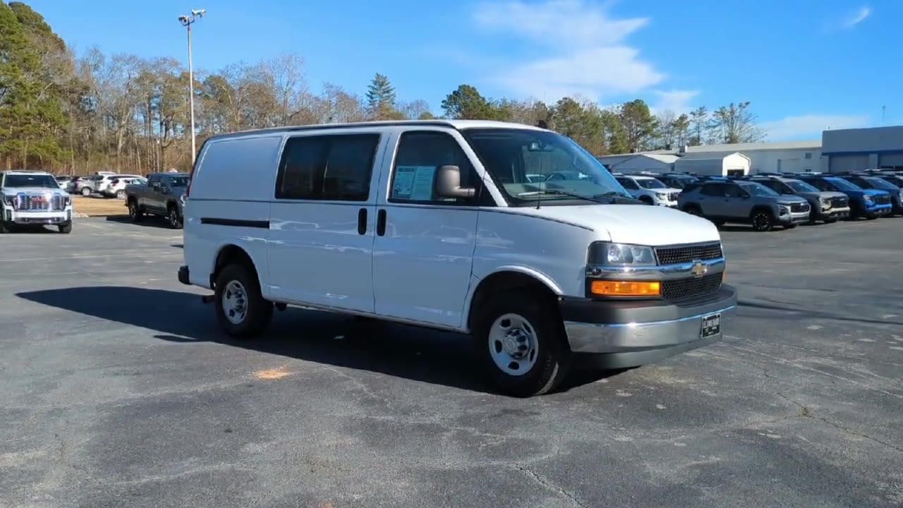 2023 Chevrolet Express Cargo 2500 WT