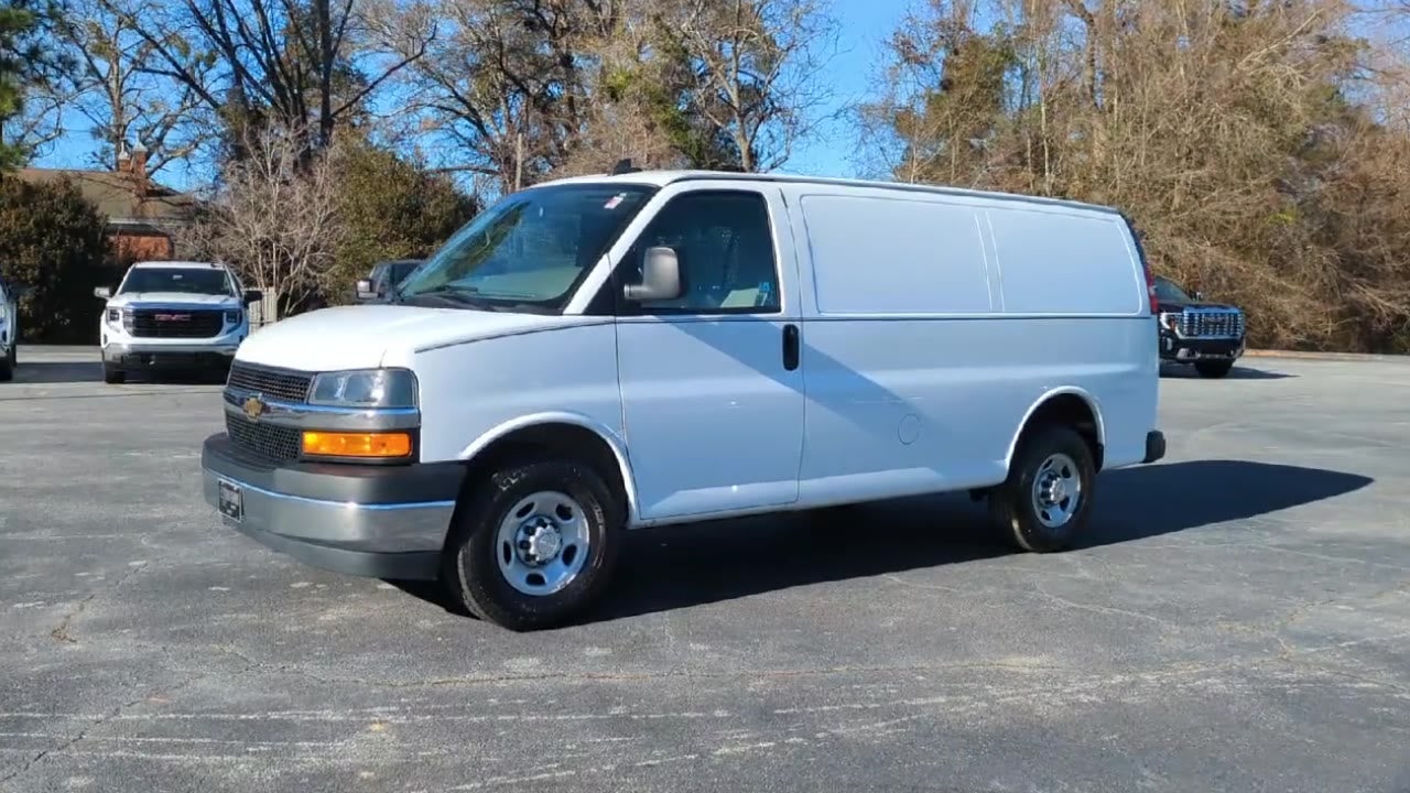 2023 Chevrolet Express Cargo 2500 WT