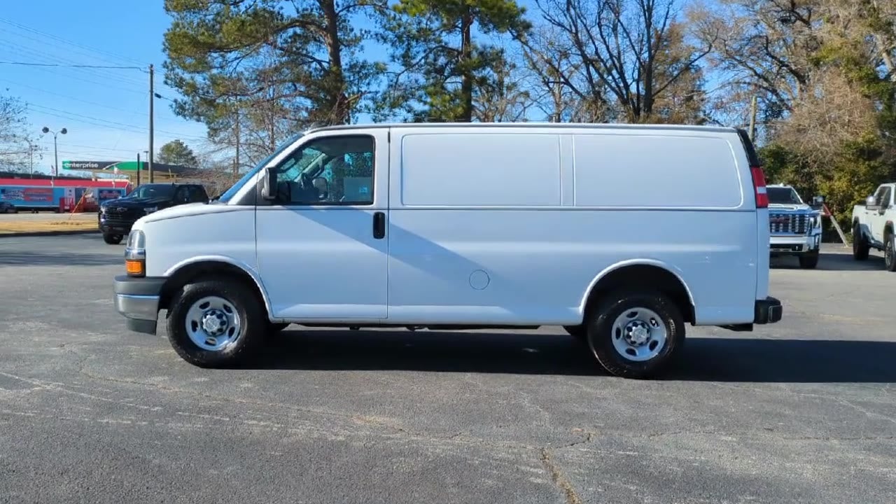 2023 Chevrolet Express Cargo 2500 WT
