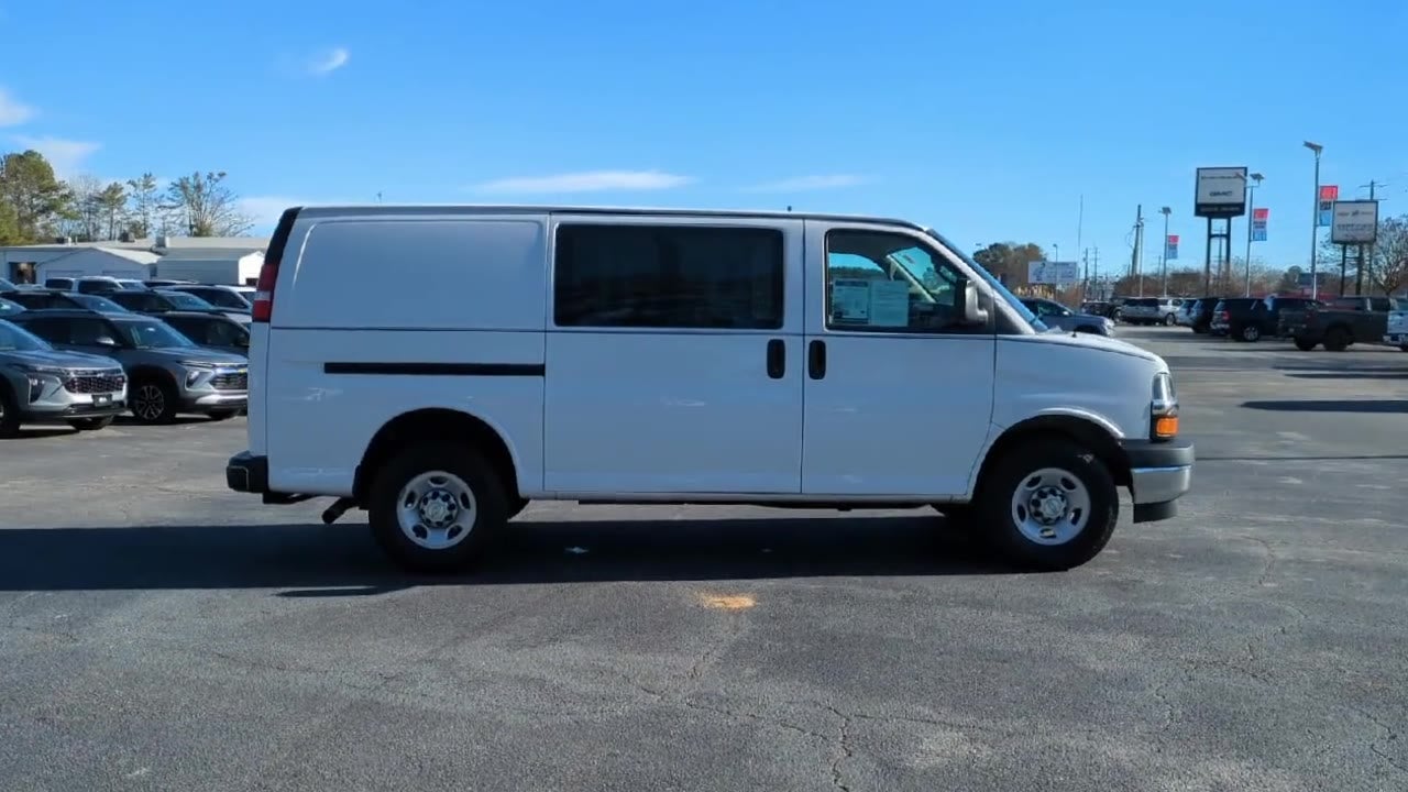 2023 Chevrolet Express Cargo 2500 WT