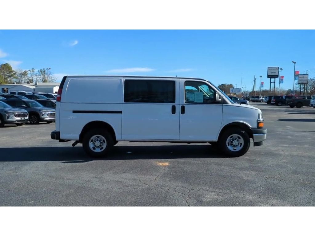 2023 Chevrolet Express Cargo 2500 WT