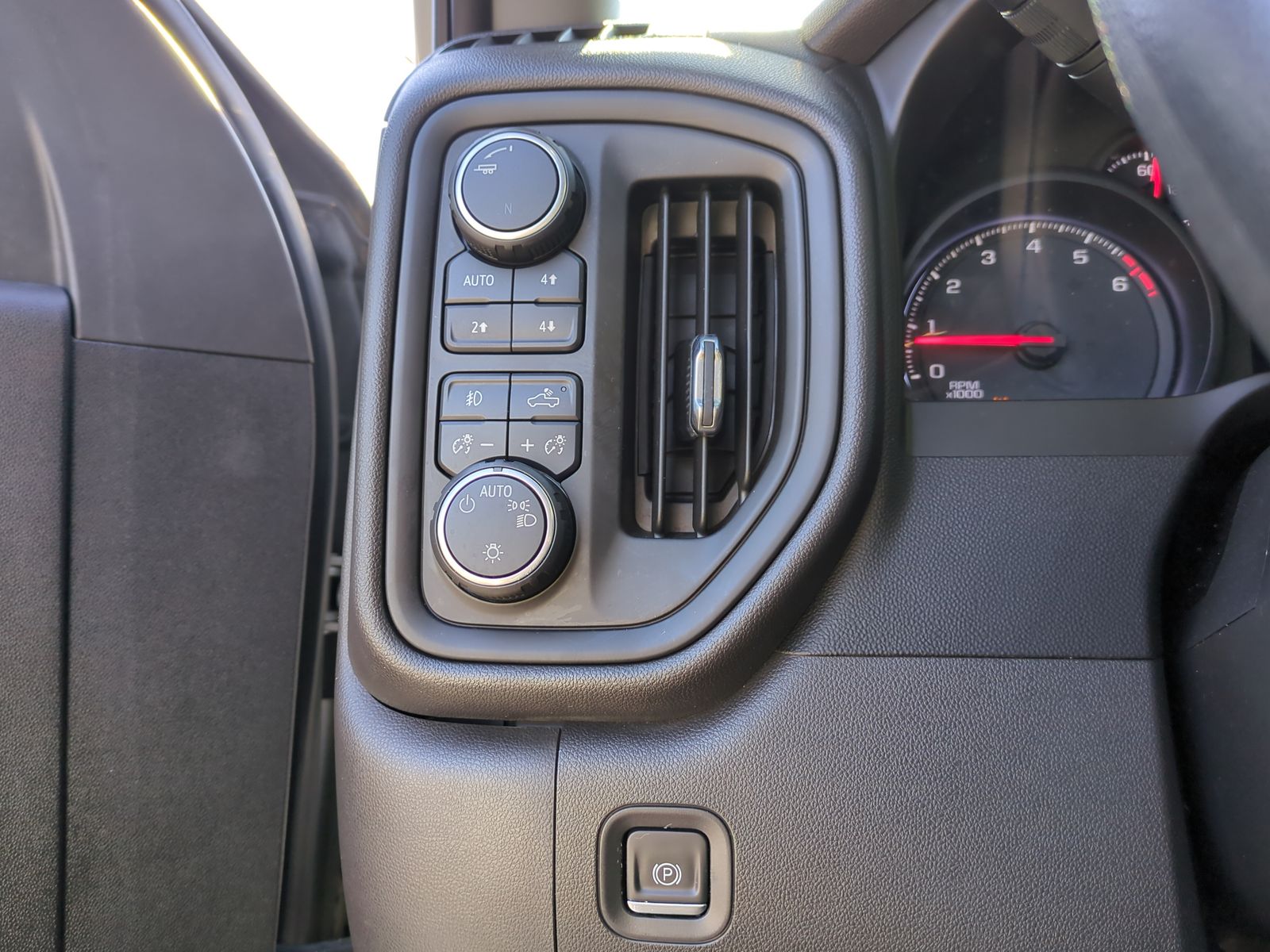 2019 Chevrolet Silverado 1500 Custom Trail Boss