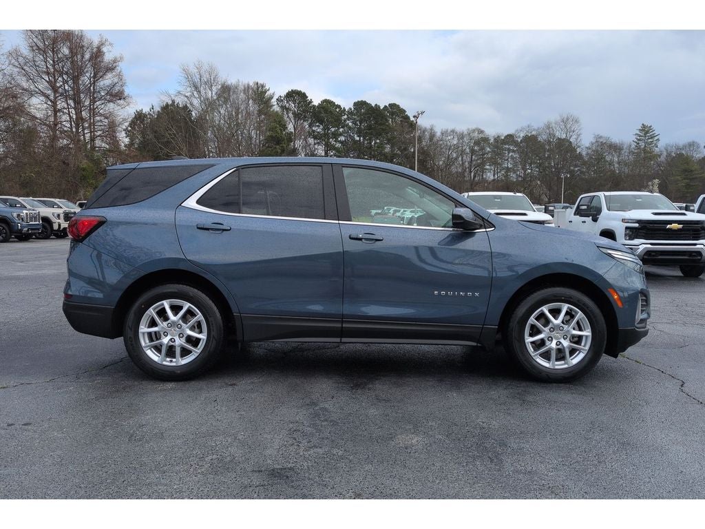 2024 Chevrolet Equinox LT - Photo 9