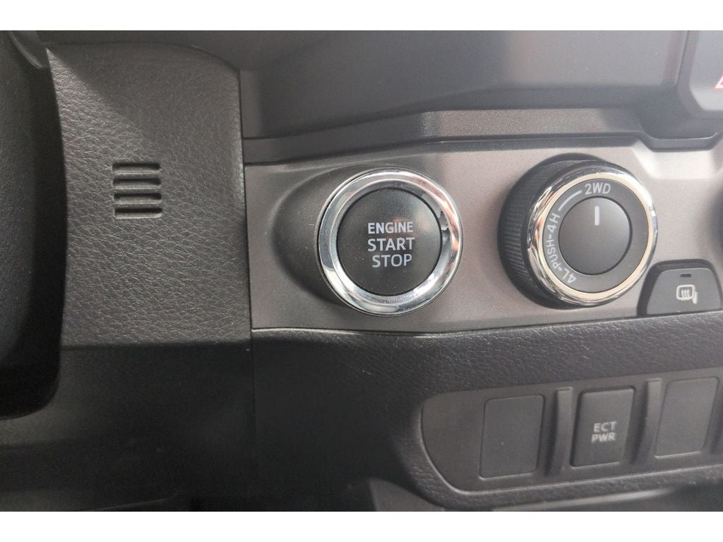 2020 Toyota Tacoma 4WD SR5