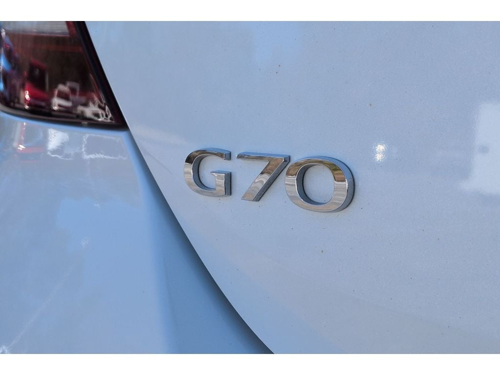 2025 Genesis G70 2.5T